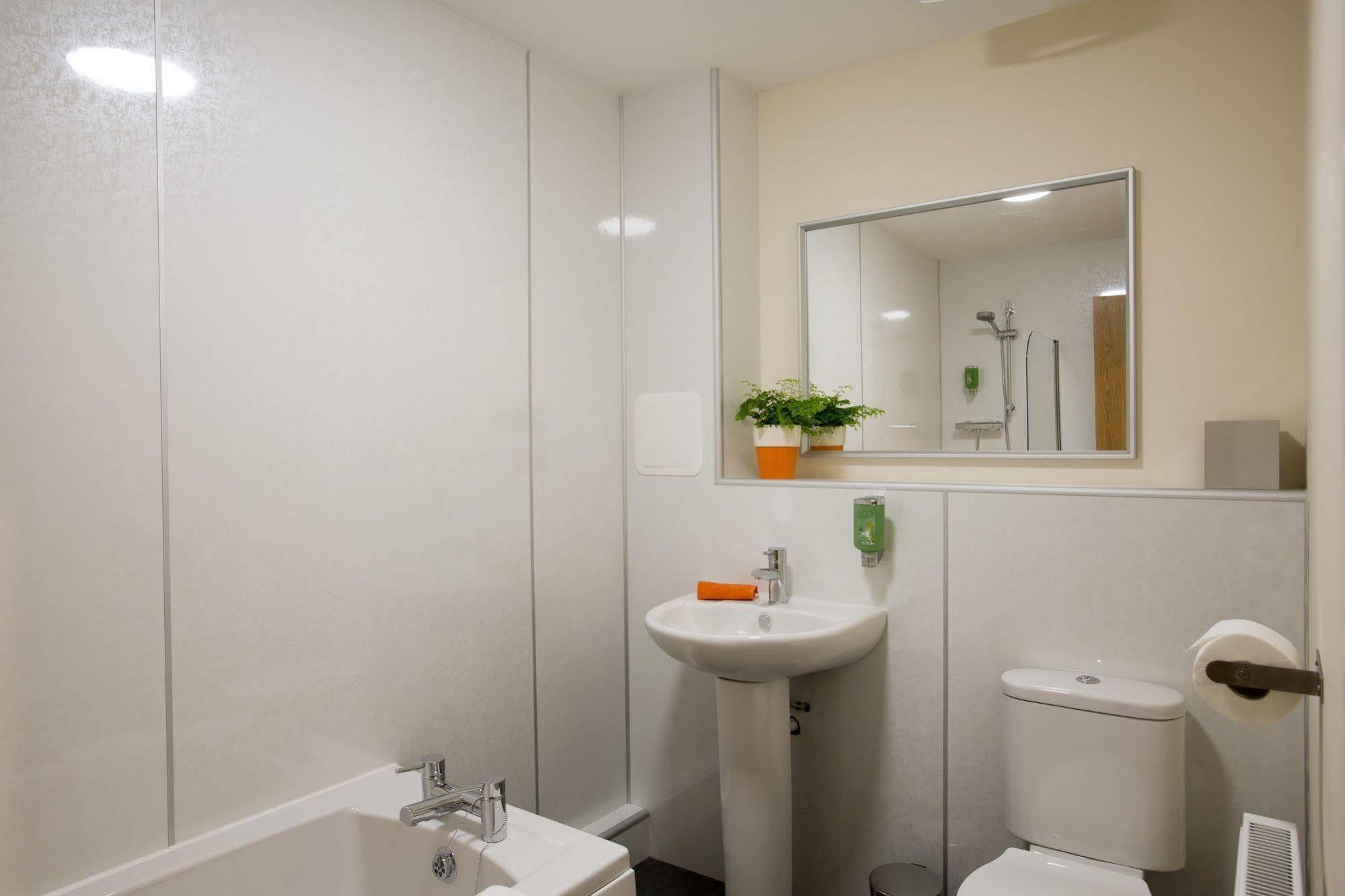 Printworks Aparthotel Peterhead Ngoại thất bức ảnh